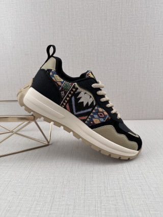 Fendi Q11 view 2