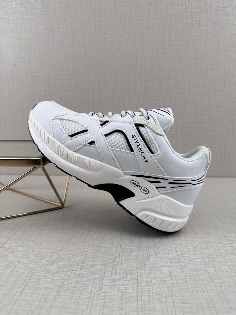 Givenchy Sneakers
