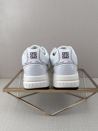 Givenchy Sneakers view 5