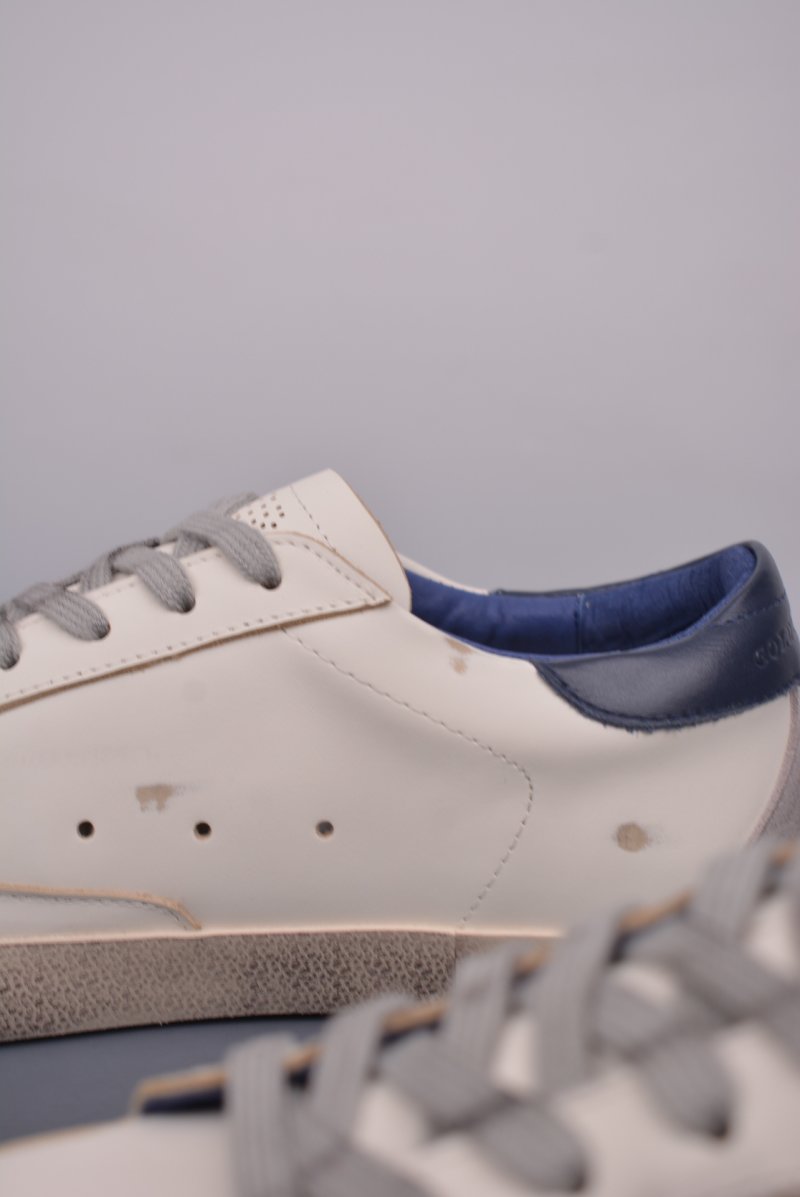 Golden Goose Super Star 'Gold' view