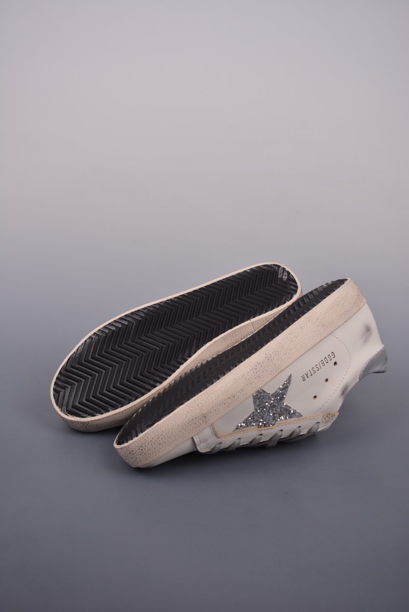 Golden Goose Super Star 'Gold' view