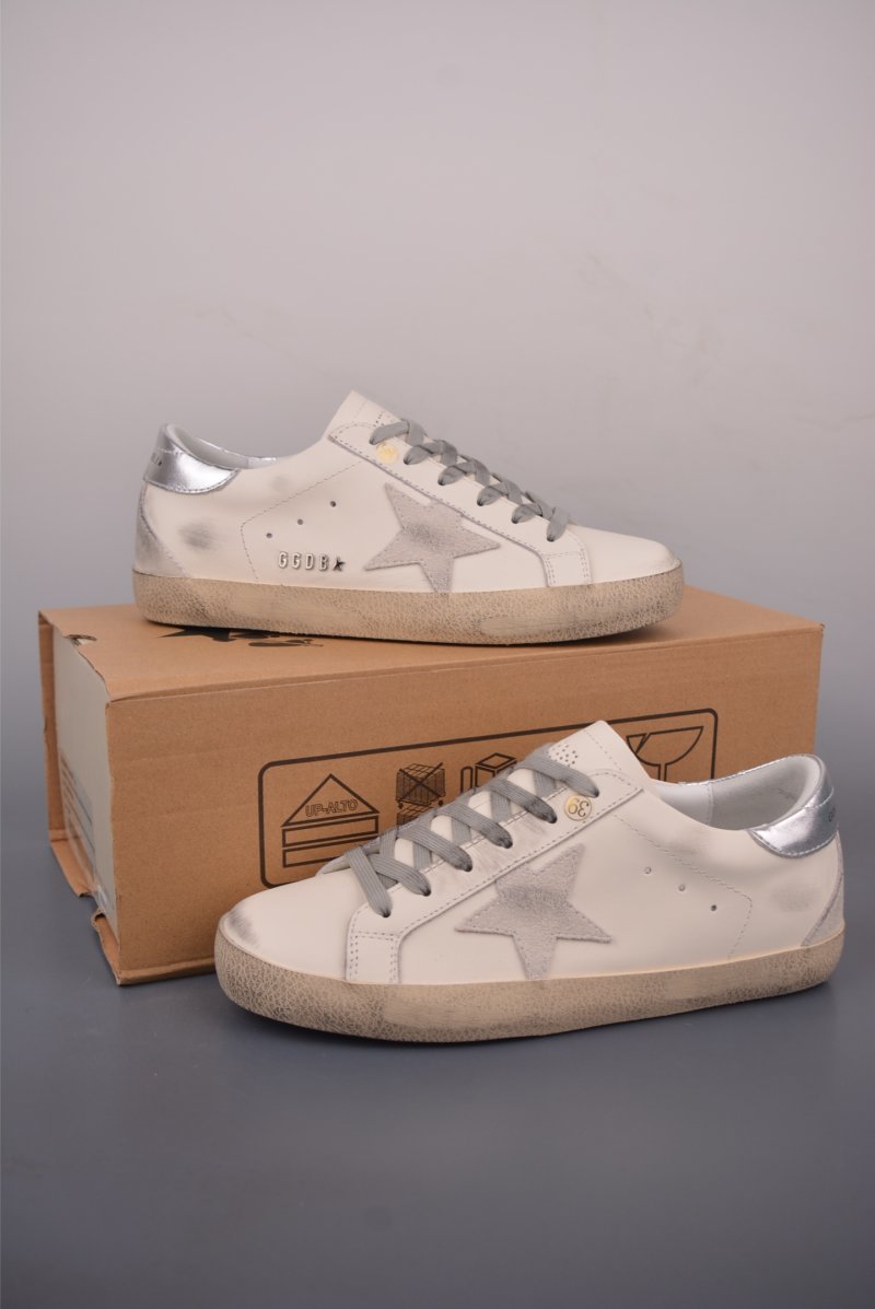 Golden Goose Super Star 'Gold' view