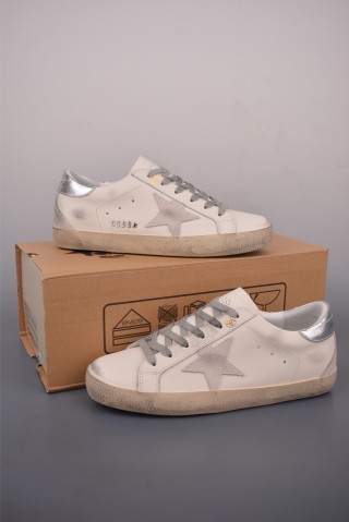 Golden Goose Super Star 'Gold' view 5