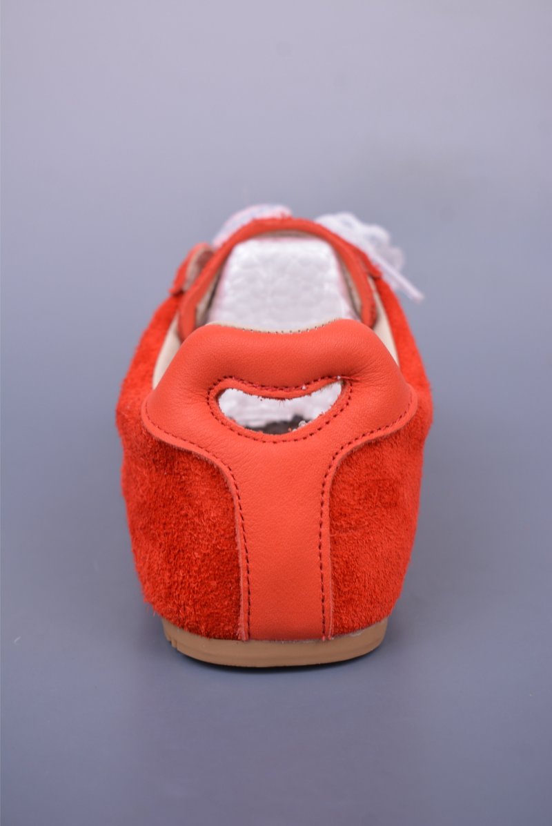 Gucci GG-CC 'White' view