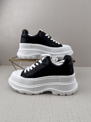 Gucci GG-CC 'White / Silver' view 4