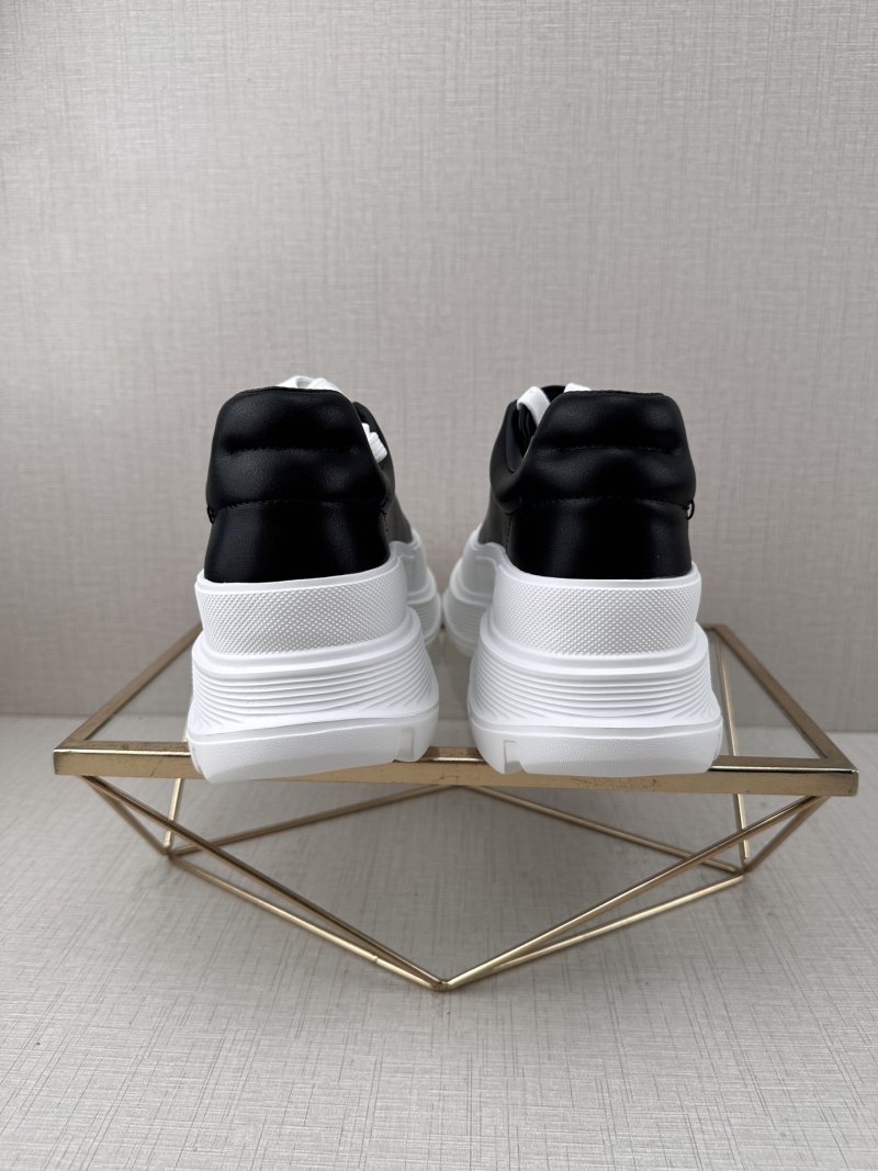 Gucci GG-CC 'White / Silver' view