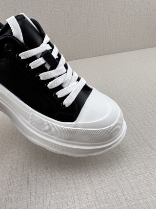 Gucci GG-CC 'White / Silver' view 7