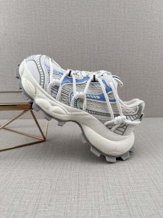 Gucci GG-CC Chunky Low 'Silver' view 1