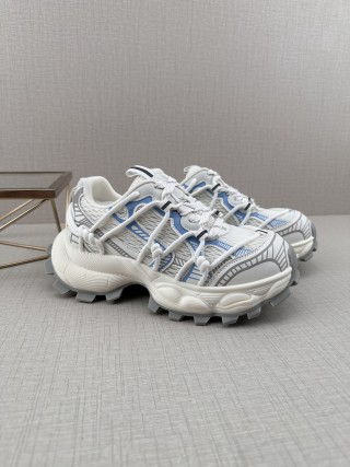 Gucci GG-CC Chunky Low 'Silver' view 3