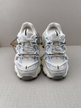 Gucci GG-CC Chunky Low 'Silver' view 9
