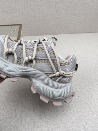 Gucci GG-CC Chunky Low 'Silver' view 8