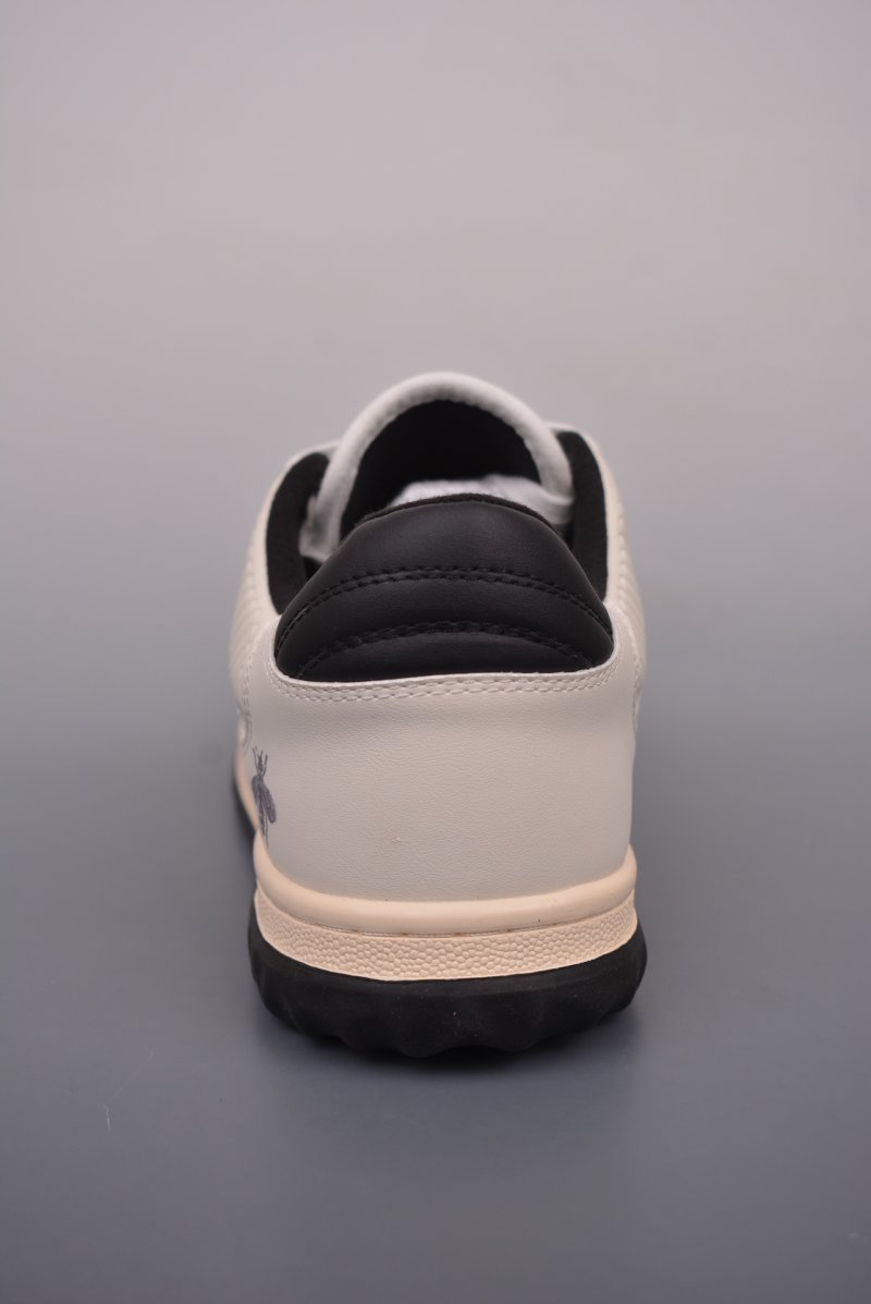 Gucci Sneakers view