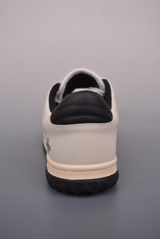Gucci Sneakers view 4