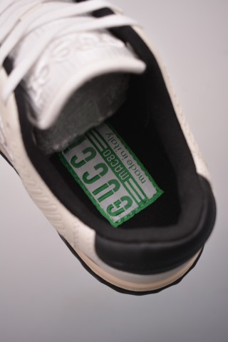 Gucci Sneakers view 9