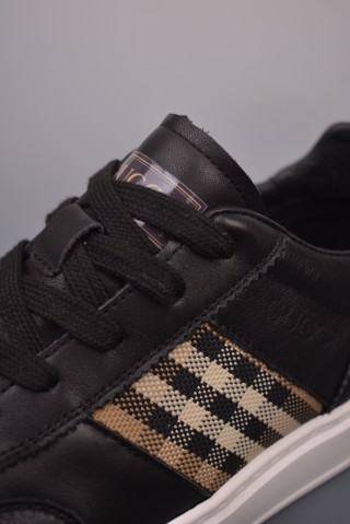Gucci Sneakers view 7
