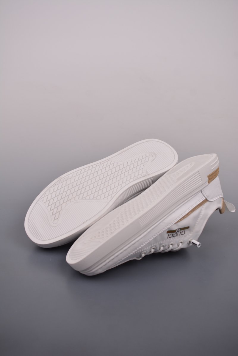 Gucci Sneakers view
