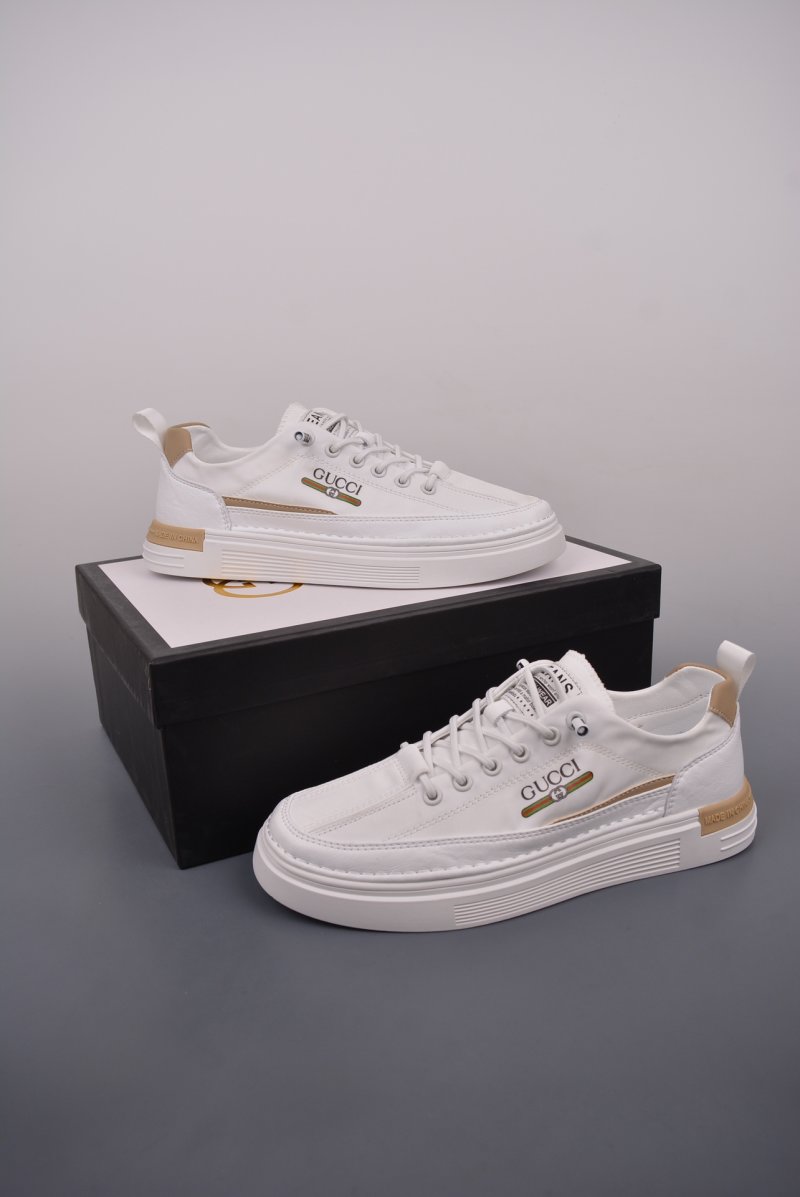 Gucci Sneakers view