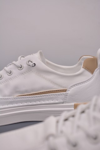 Gucci Sneakers view 8