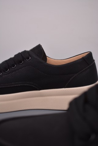 Gucci Sneakers view 17