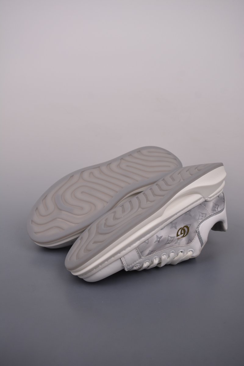 Gucci Sneakers view