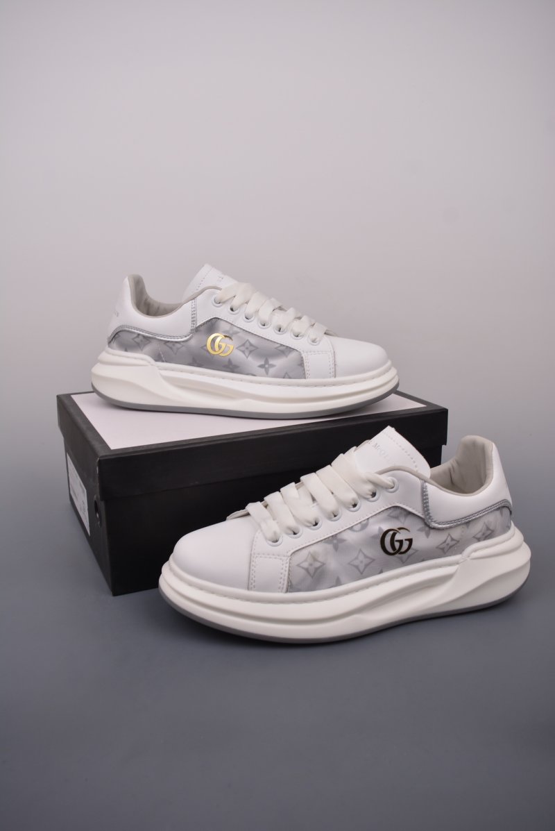 Gucci Sneakers view