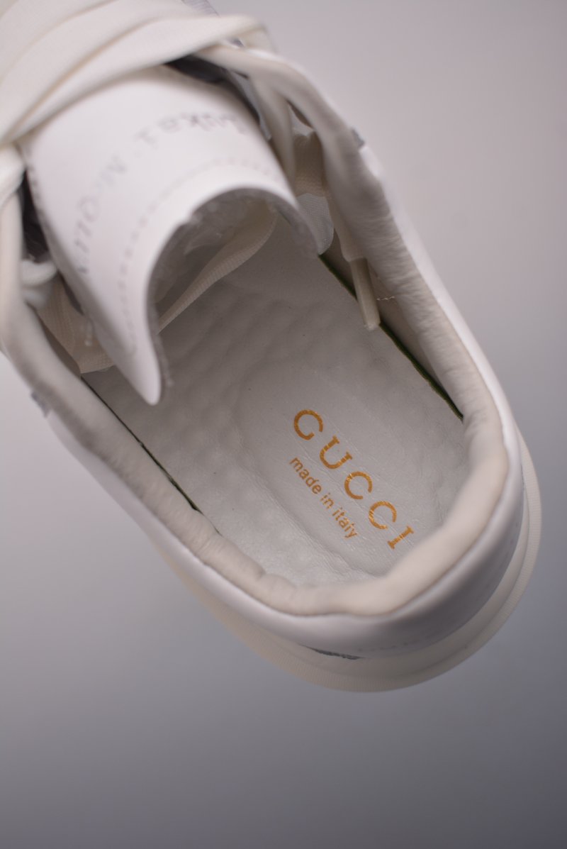 Gucci Sneakers view