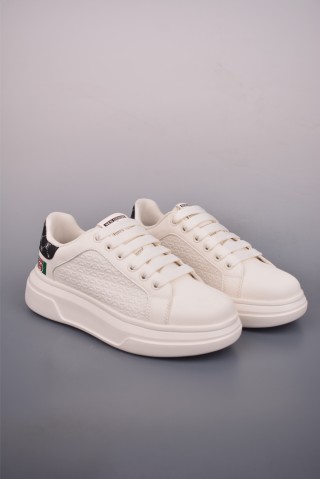 Gucci Sneakers view 1