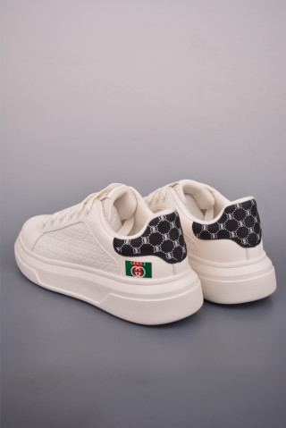 Gucci Sneakers view 2