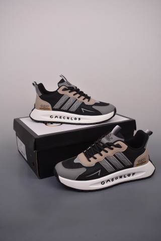 Gucci Sneakers view 5