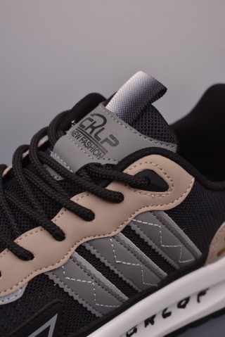 Gucci Sneakers view 7
