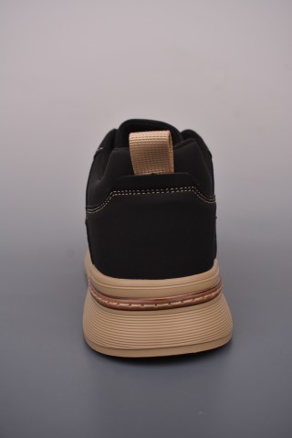 Gucci Sneakers view 4