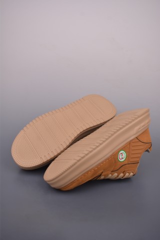 Gucci Sneakers view 12