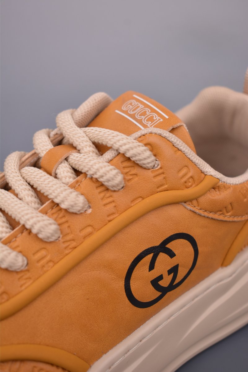 Gucci Sneakers view