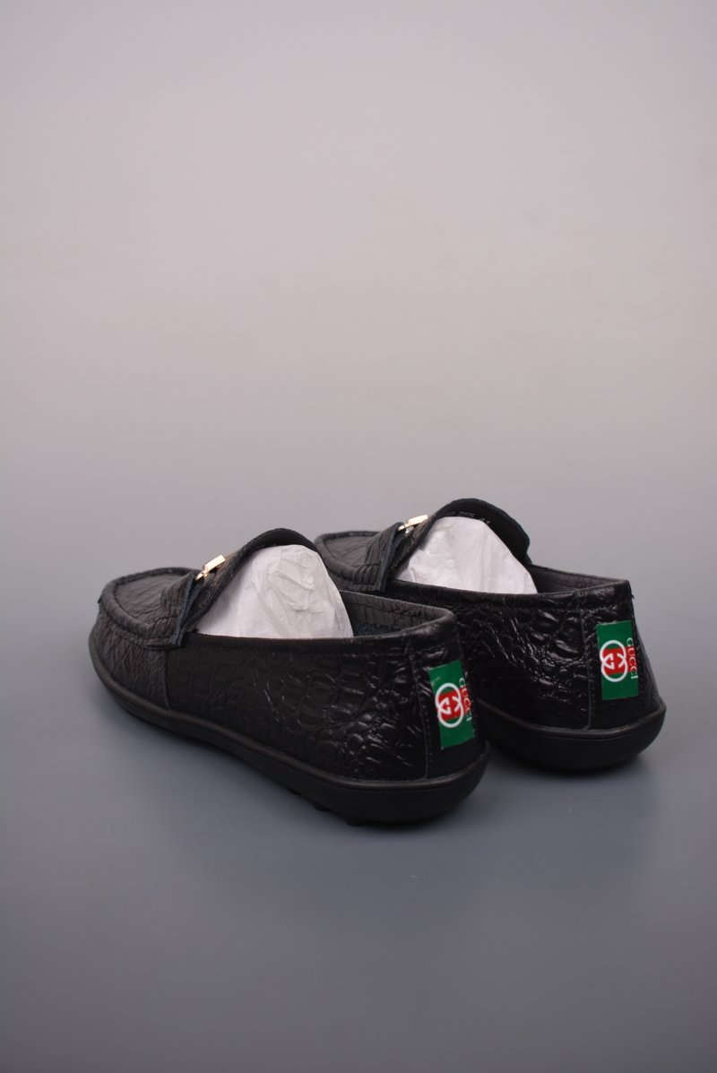 Gucci Sneakers view