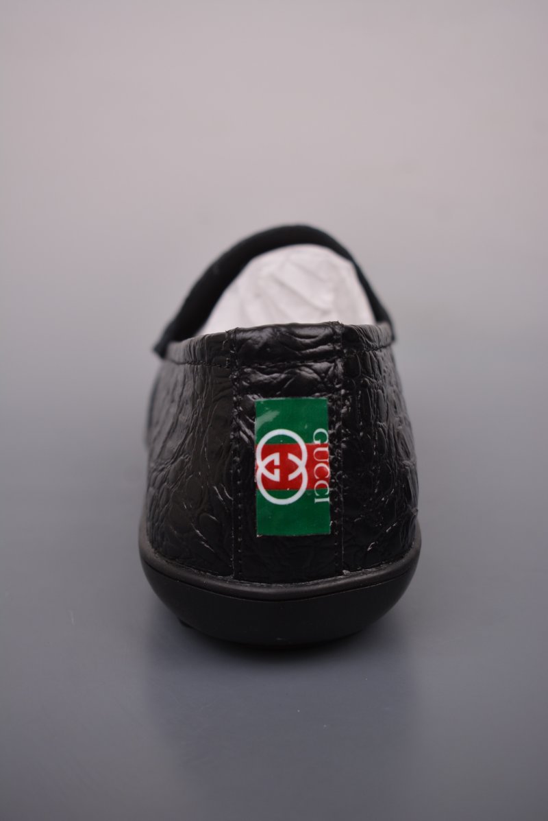 Gucci Sneakers view