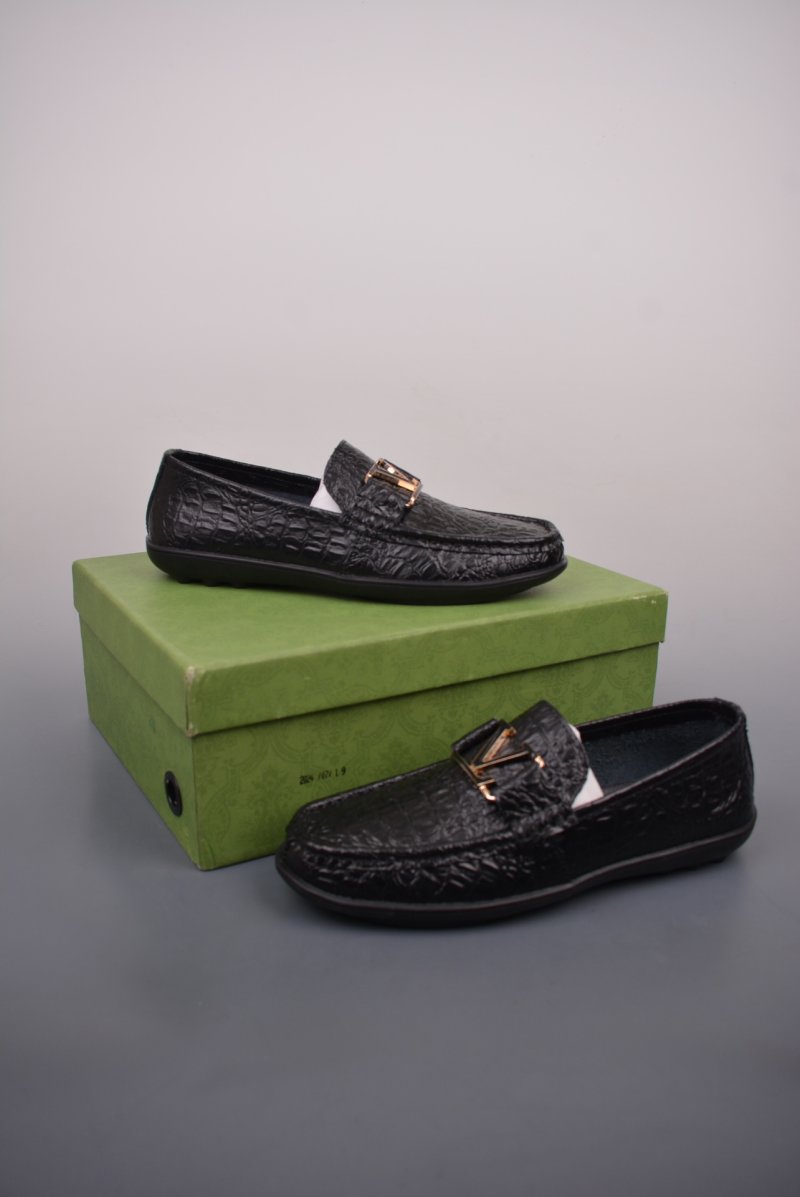 Gucci Sneakers view