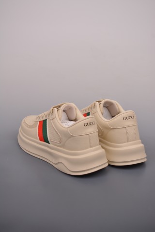 Gucci Sneakers view 2