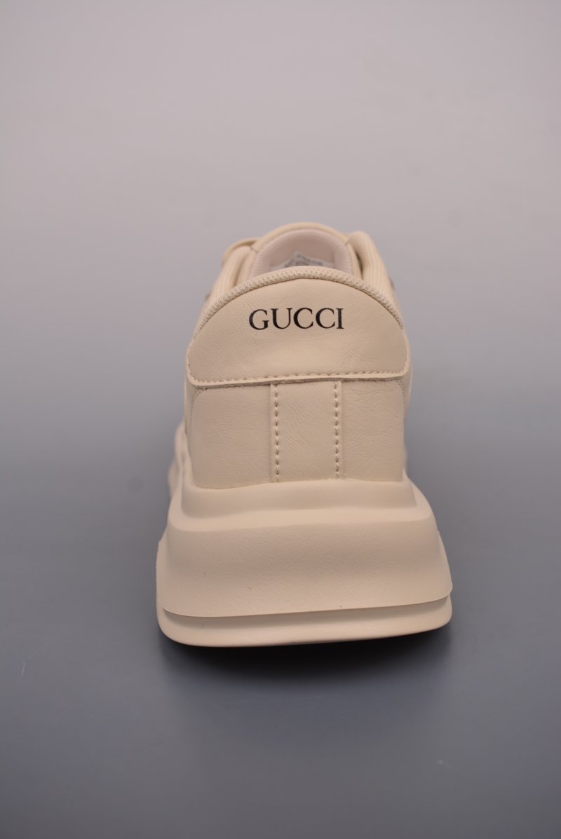 Gucci Sneakers view