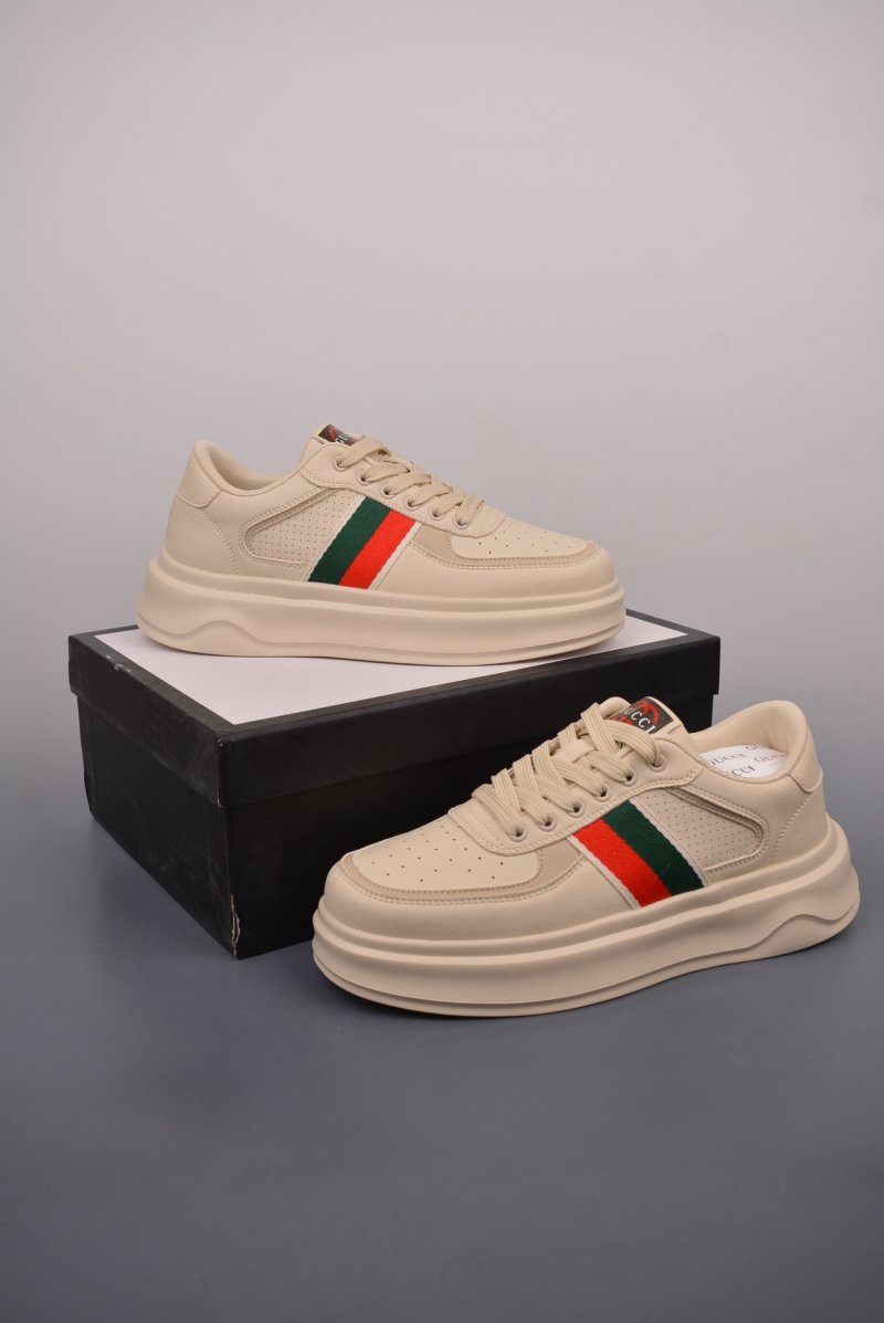 Gucci Sneakers view