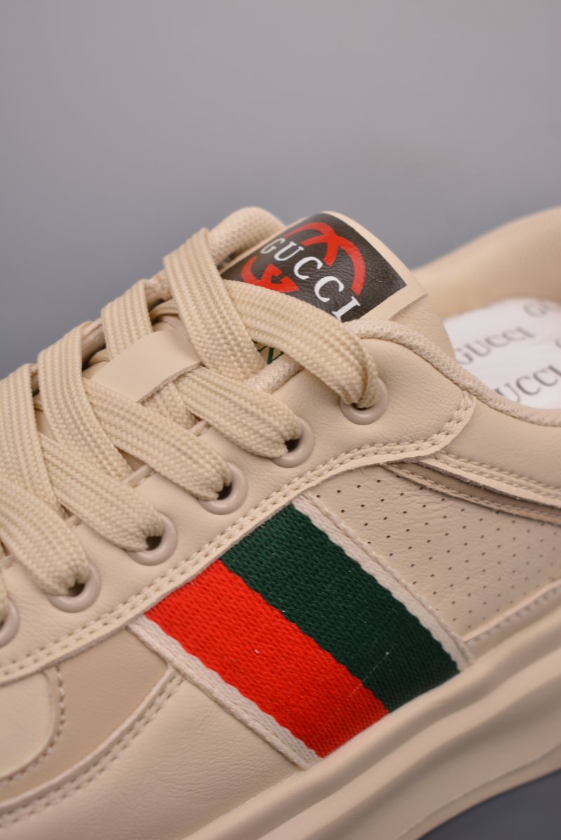 Gucci Sneakers view