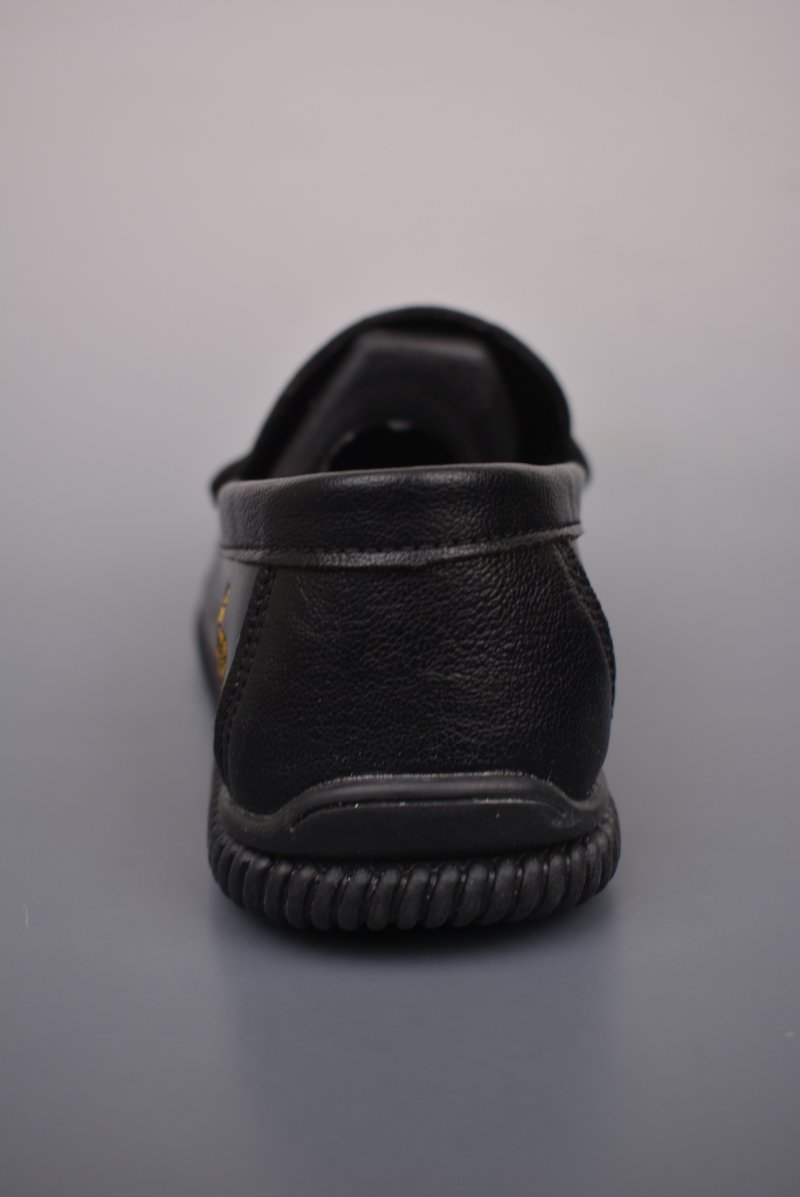 Gucci Sneakers view