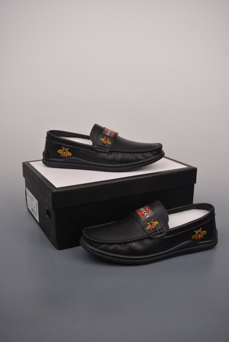 Gucci Sneakers view