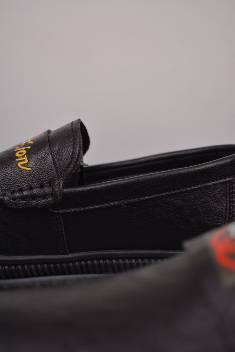Gucci Sneakers view