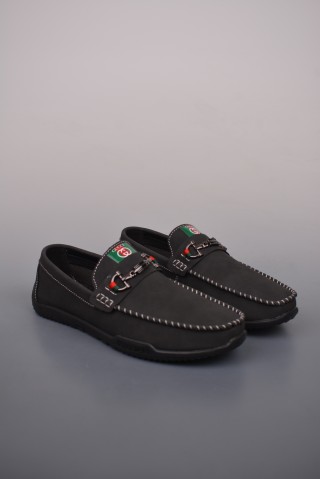 Gucci Sneakers view 1
