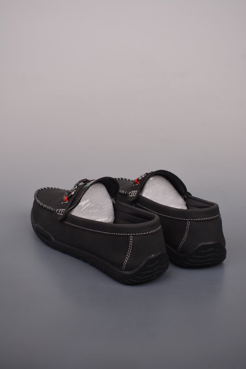 Gucci Sneakers view