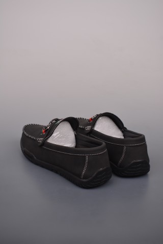 Gucci Sneakers view 2