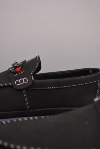 Gucci Sneakers view 8