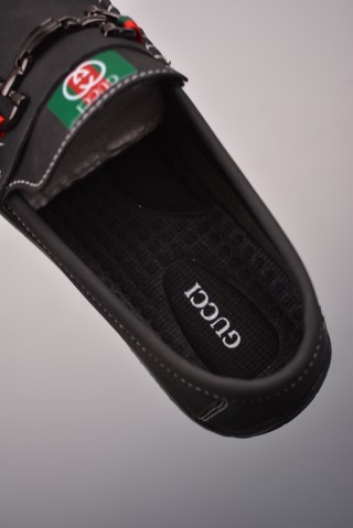 Gucci Sneakers view 9