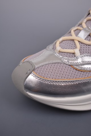 Gucci G Run 'White' view 6