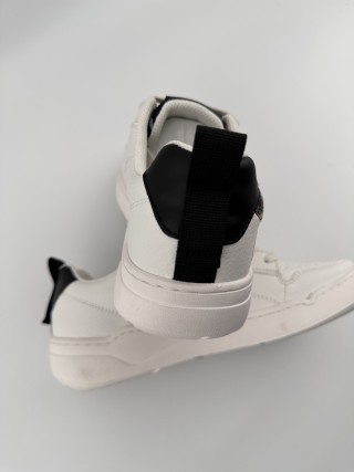 Gucci Q11 MX M Low GTX view 16